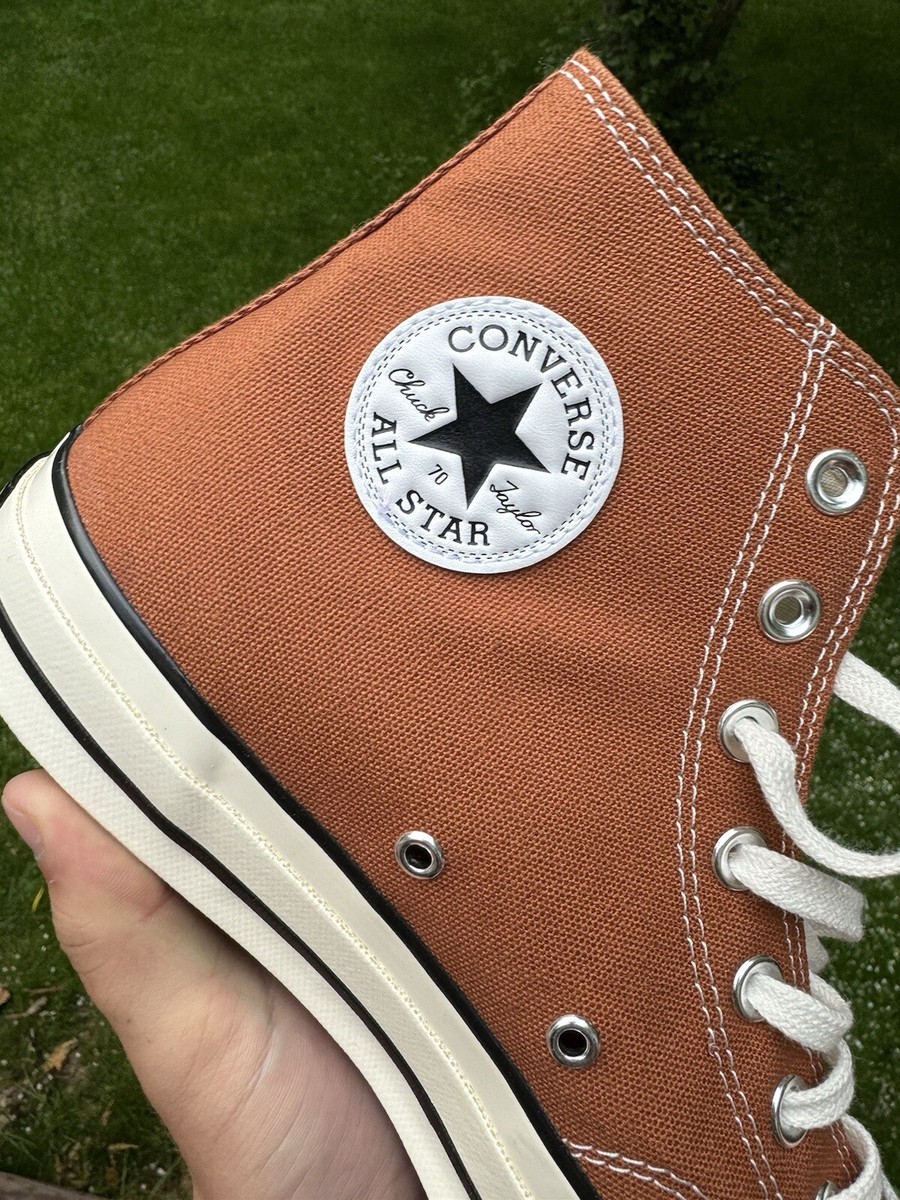 Converse Chuck 70 Hi Shoes Brown White Classic Sneakers  display picture 2