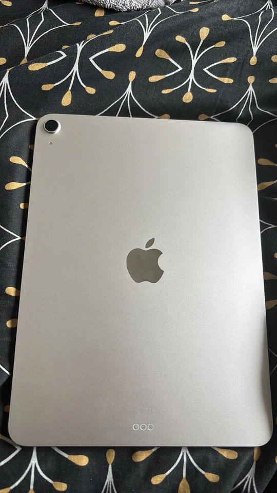 Apple iPad Air 11-inch (M3) · 128GB · Wi-Fi, photo 1 sur 5