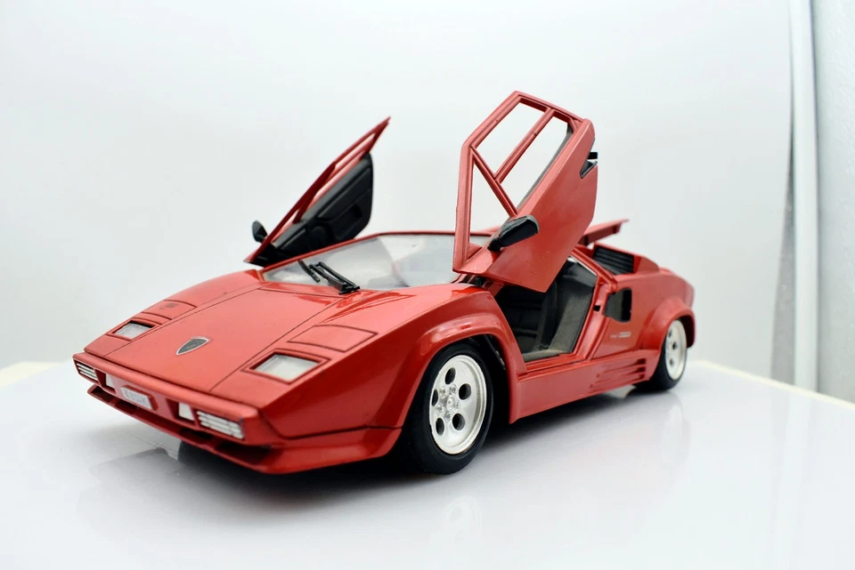1:18 Scale Lamborghini Countach Red Polistil Road Vehicles - Image 2 of 4