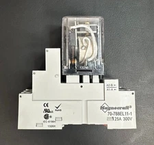 Schneider Electric General Purpose Relay - 785XBXCD-24D with base