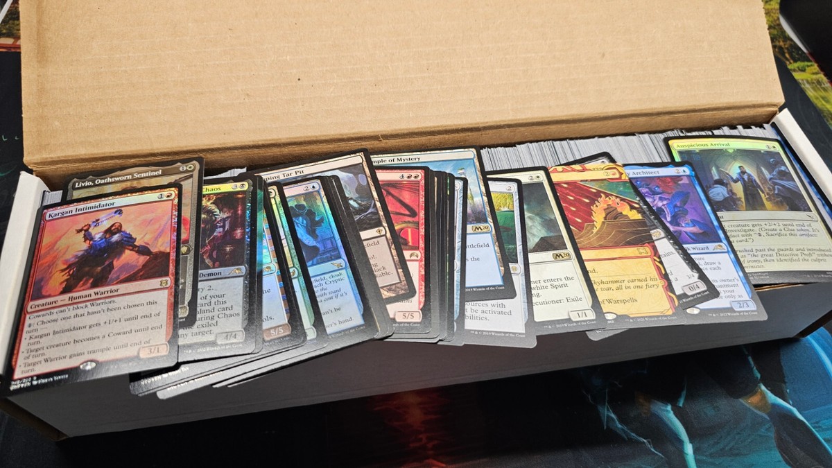 1000+ bulk magic the gathering cards mtg Amazon.com: 1000 Magic The Gathering Cards with 25 Rares & 5 Mythic Rares ( MTG) main image 1