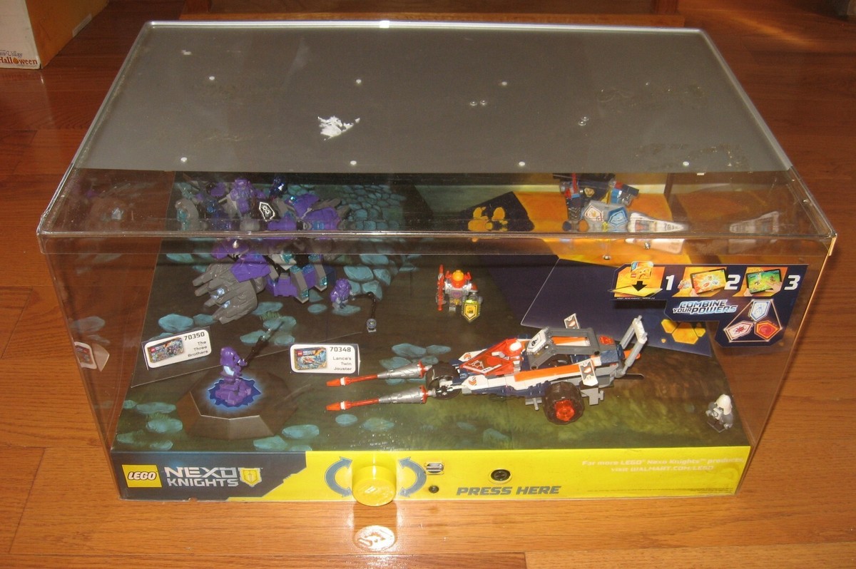 LEGO Nexo Knights Working Interactive Light Up Store Display 70350