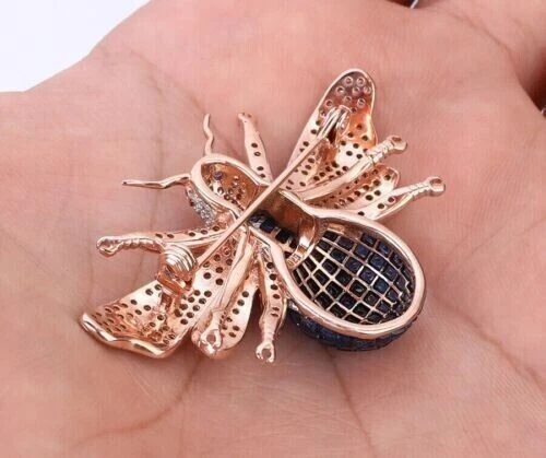 Broche prendedor de abeja zafiro simulado corte redondo de 2,50 quilates enchapado en oro rosa de 14 quilates Foto 4 de 4