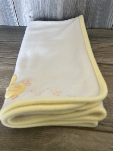 Carter's CHILD of MINE Baby Blanket Lovey Ducks Yellow White Fleece Mom & Babies - Picture 6 of 6