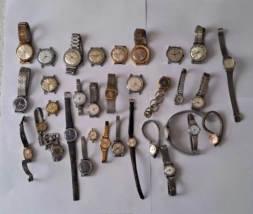 Mens Womens Vintage Mechanical Timex Watch Lot Some Battery Parts Fixxer Uppers