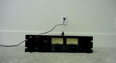 RadioShack MPA-200 Stereo Power P.A. Amplifier (100W) Rack Mount w/ VU Meters