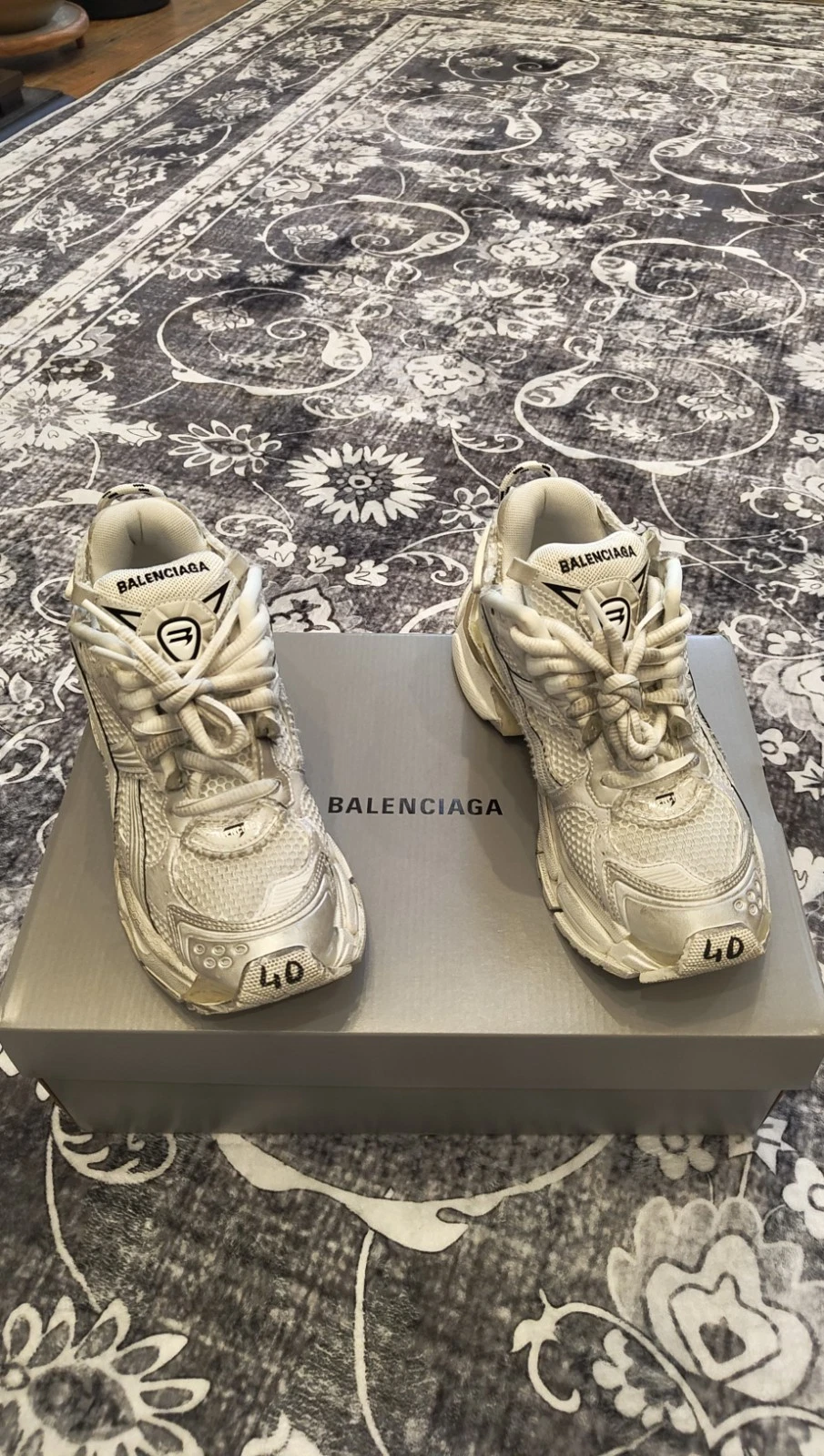 Balenciaga — Balenciaga Runners White Size 40 Unisex