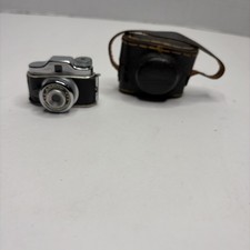 VINTAGE 1950'S  ARROW  MINIATURE SPY CAMERA With LEATHER CASE