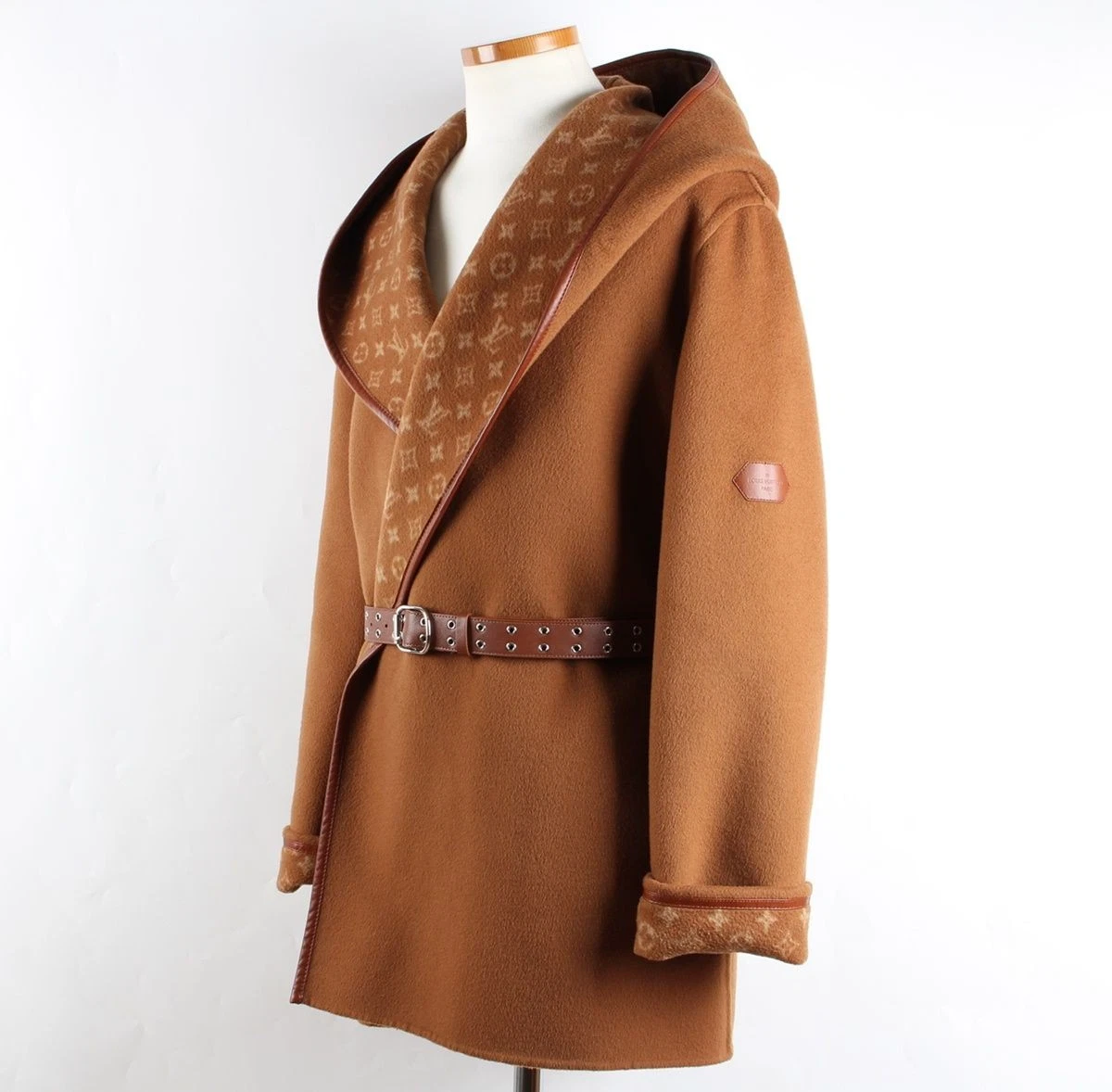 LOUIS VUITTON（LV） Louis Vuitton cappotto donna con cappuccio 40 61783705