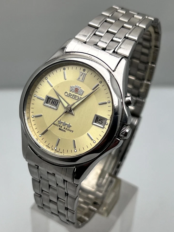 Vintage Orient 3 Star Automatic Unique Day/Date Men’s Watch EM5D-C0 Japan Made - Image 3 of 4