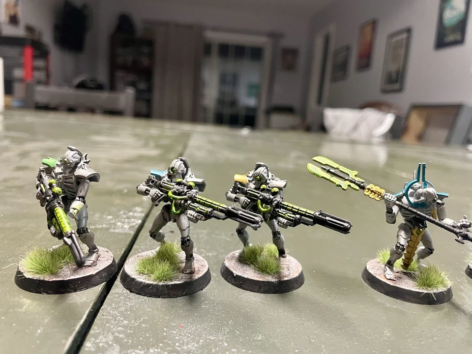Equipo Hierotek Circle Kill - Warhammer 40K pintado + X2 proxies de resina Foto 2 de 3