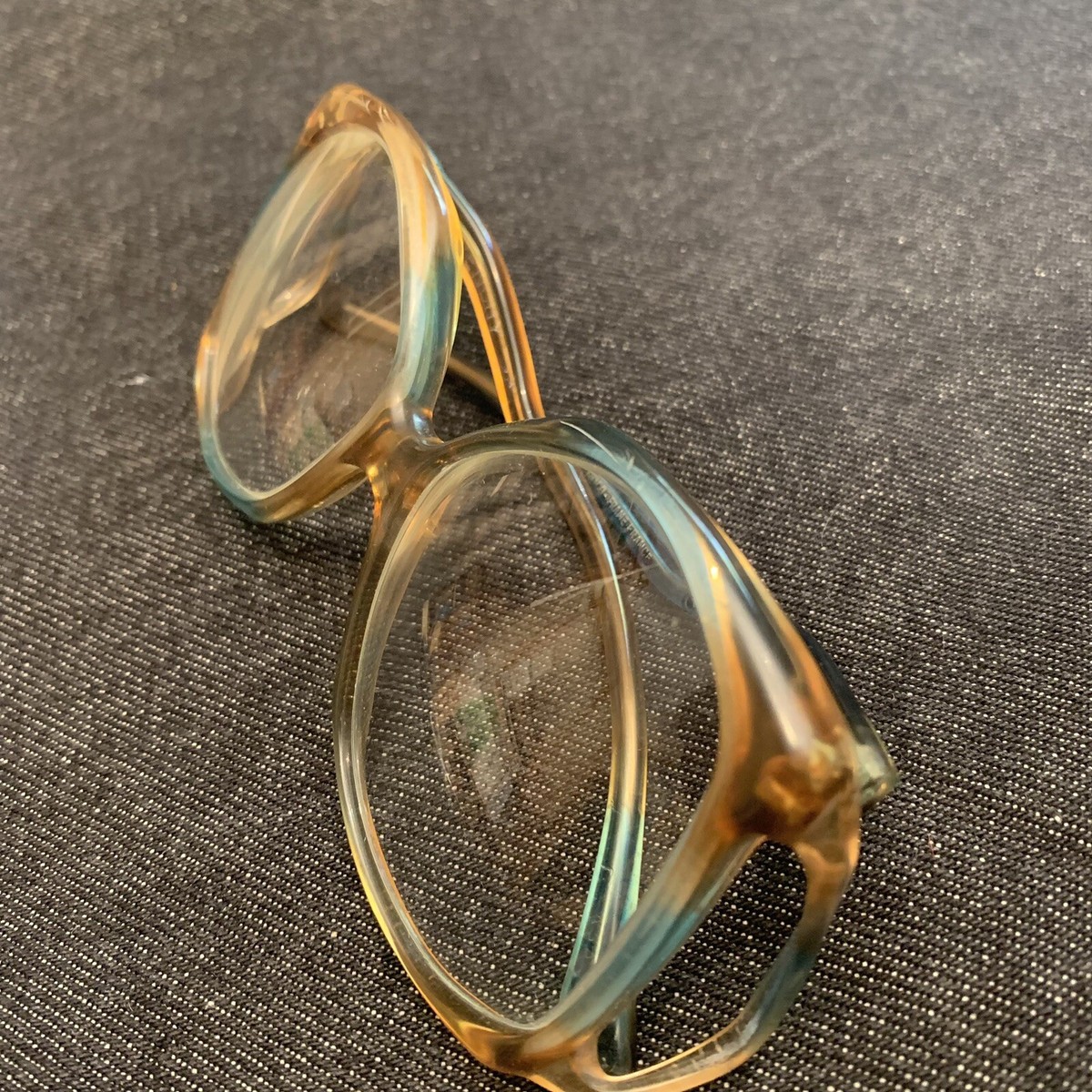 ジバンシーのブローチ 蝶々 GIVENCHY ヴィンテージ 大きめ 貴重