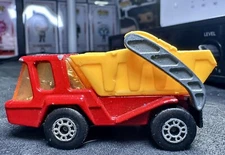 Matchbox Lesney superfast #37 Cargo Skip Dump Truck 1976