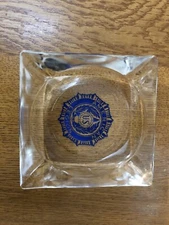 VINTAGE US AMERICAN LEGION GLASS ASHTRAY GREAT GIFT IDEA
