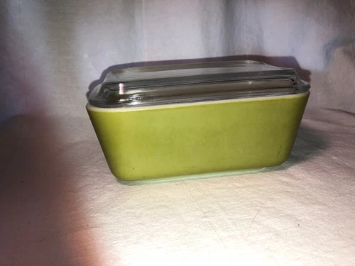Pyrex Green Ovenware Loaf Dish With Lid 1.5 Pint Mint