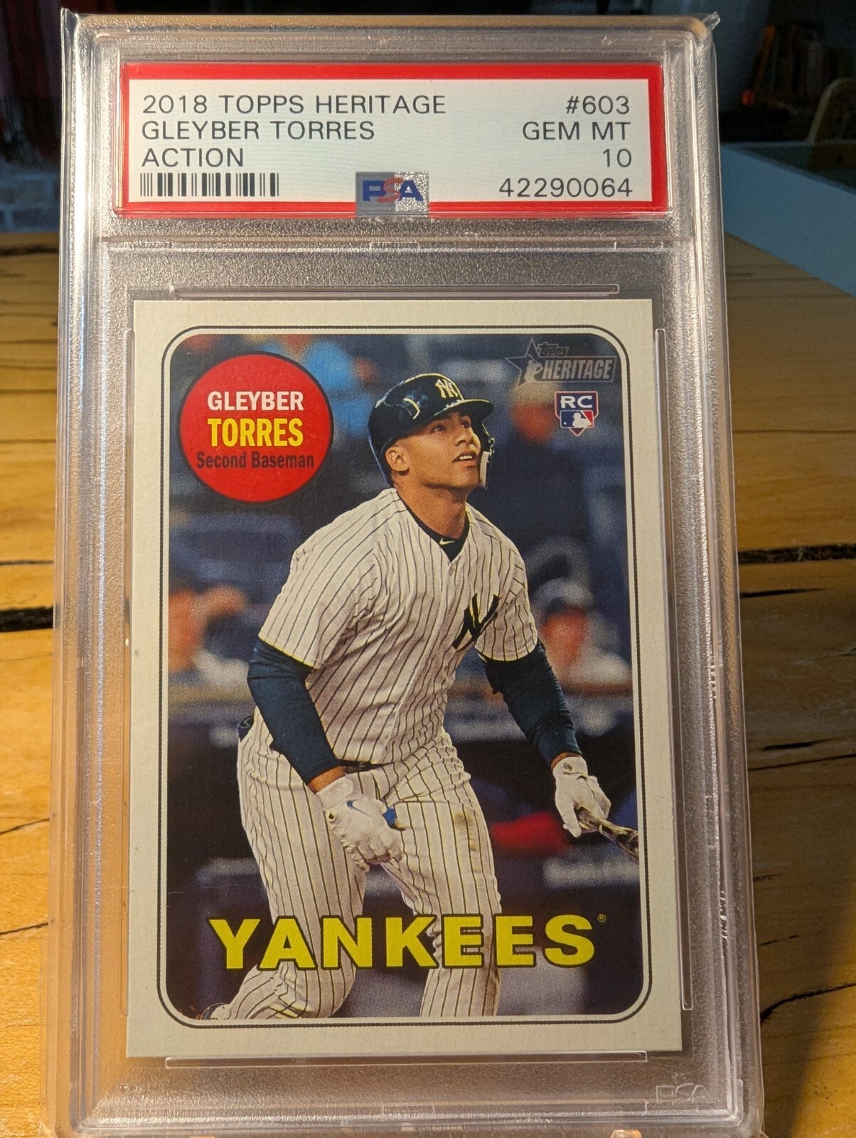 2018 Topps Heritage High Number Action Variation #603 Gleyber Torres RC PSA 10