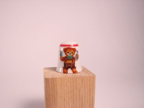 REUTTER GERMANY PORCELAIN BEAR THIMBLE - Picture 1 of 4