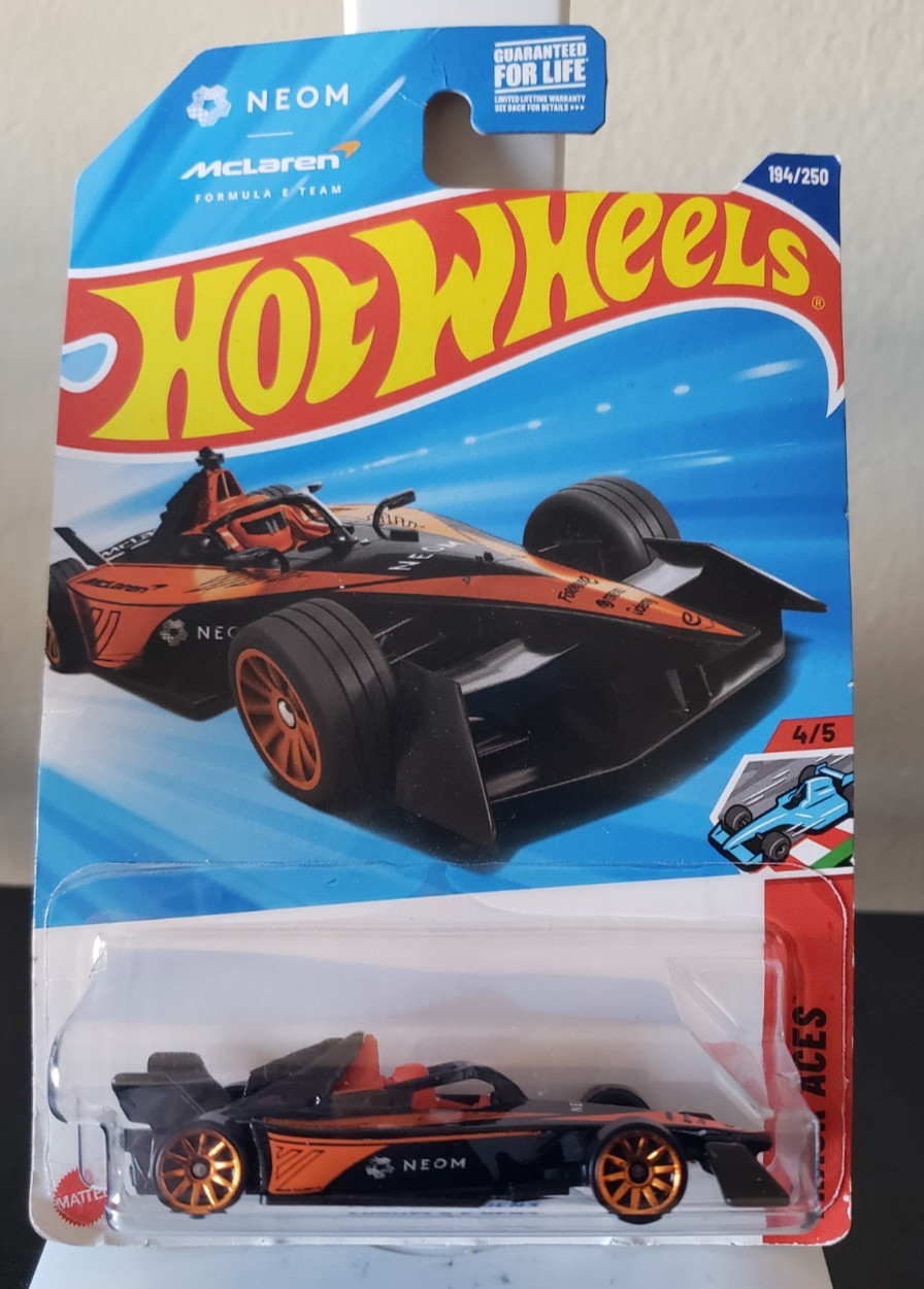 Hot Wheels Formula E Gen3 MPN #HYY56-N9C0P