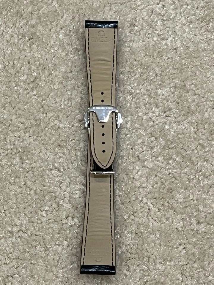 Pulseira de relógio oficial Omega jacaré preta com fecho de implantação Omega genuíno 20 mm - Imagem 3 de 4