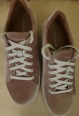 Cole Haan Grand Crosscourt Traveler Sneaker In A Pink Velvet Material Size 8 New