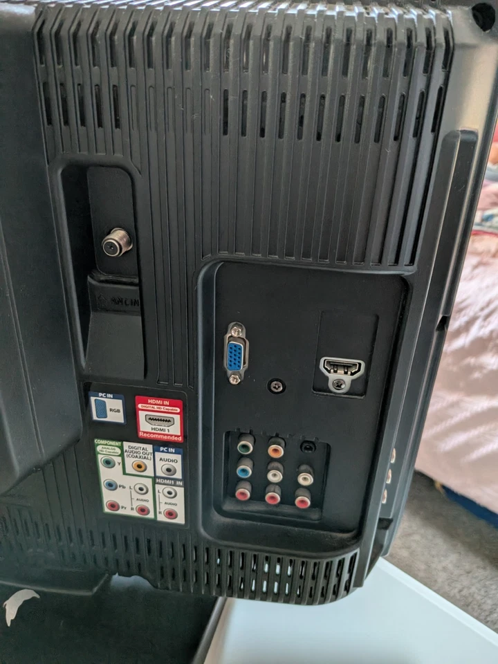 Emerson LD195EMX 19" 720p HD LCD DVD/TV Combo No Remote Works - Image 4 of 4