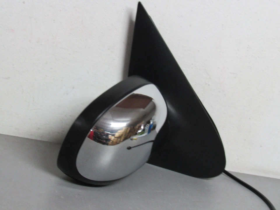 1997 1998 1999 2000 2001 2002 FORD EXPEDITION RIGHT SIDE DOOR MIRROR WITH HEATED - Image 3 of 4