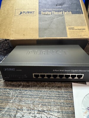Planet GSD-800S Desktop Web Smart 8-Port Gigabit 10/100/1000 with install disk