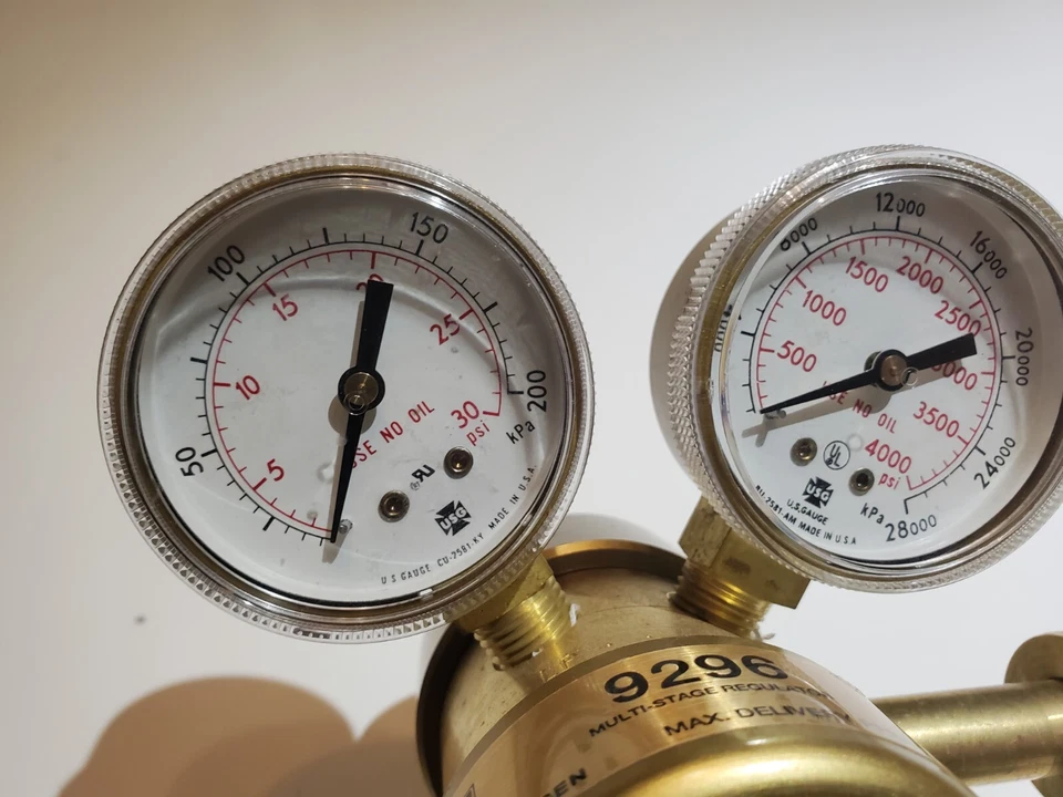 Многоступенчатый газовый регулятор Harris 9296 3000 фунтов на квадратный дюйм макс. вход, максимальная доставка 15 фунтов на квадратный дюйм чтение - Изображение 3 из 4