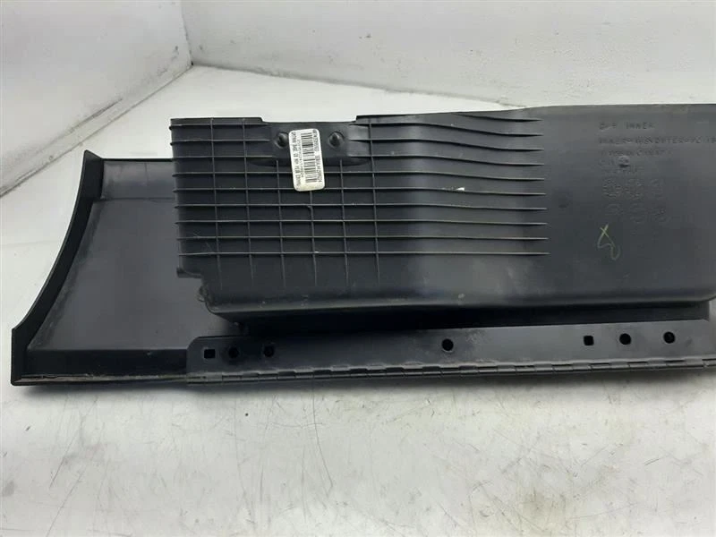 Air Cleaner With High Capacity Opt K47 07-08 Chevrolet Avalanche 1500 15908907 - Image 4 of 4