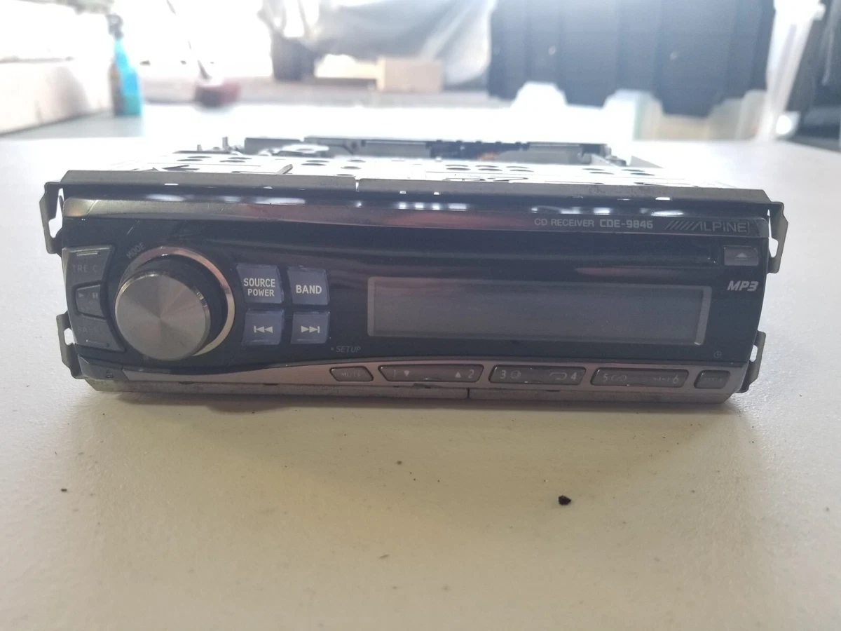 Vintage ALPINE CD Player Receiver Car radio MP3 old school In dash Unit cde-9846