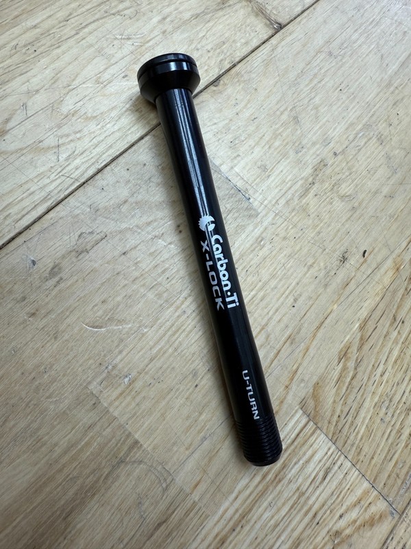Open U.P./WIDE Carbon-Ti U-Turn fork Thru Axle