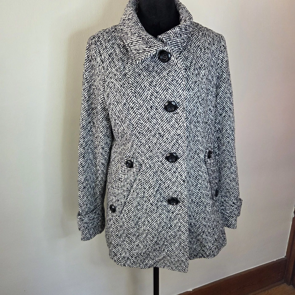 Abrigo para mujer Cato mediano negro blanco espiga chaquetón Foto 2 de 4