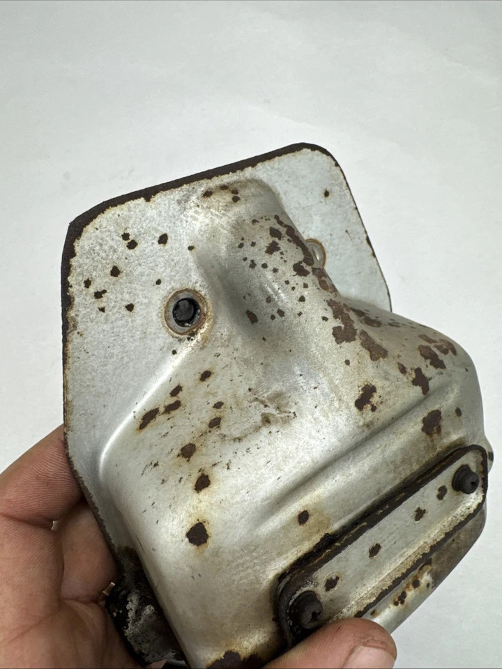 Silenciador de escape y pernos OEM RedMax EB431 EB441 Foto 3 de 4