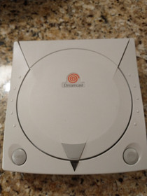 VA1 Sega Dreamcast Console complete in box with 4 game bundle