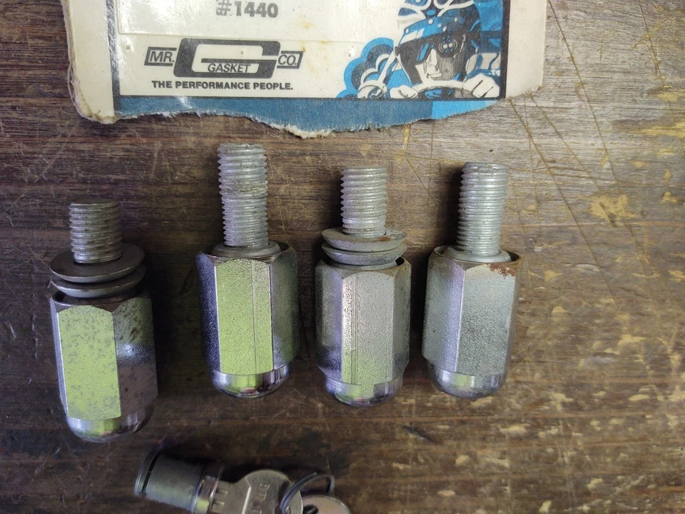 Nuevo de Lote Antiguo Mr Gasket #1440 Cerraduras de Rueda Cromadas Hot Rod Tuercas Ford Chevy Foto 4 de 4