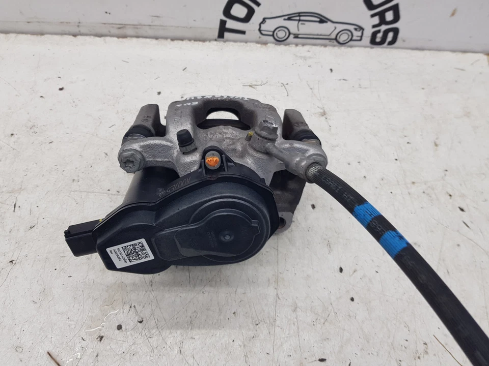 2024 HYUNDAI TUCSON NX4 1.6 T-GDi REAR RIGHT O/S BRAKE CALIPER OEM 58230-N7600 - Image 3 of 4