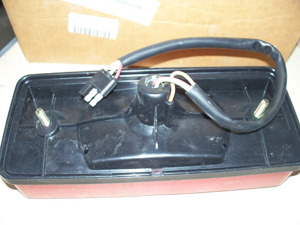 Arctic Cat Snowmobile 1998-2003 Z ZR Sno Pro 440 Taillight Assy NEW OEM 0609-419 - Image 2 of 3