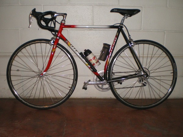 Bicicleta de carretera clásica aluminio "OTERO" talla M, grupo campagnolo  8 v.