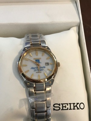 seiko analog quartz solar watch