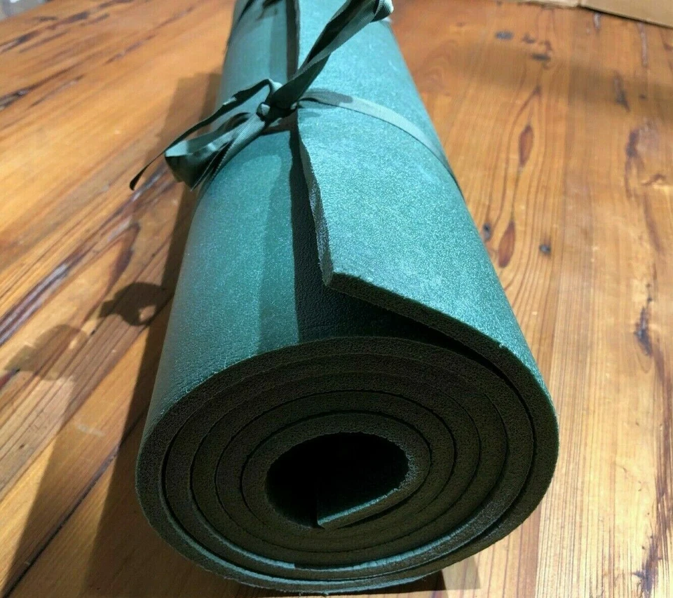 ESPUMA MILITAR EE. UU. 72x24x3/8" ALFOMBRA PARA DORMIR CAMA ROLLO CAMPAMENTO COLCHÓN DE TIRO Foto 2 de 4