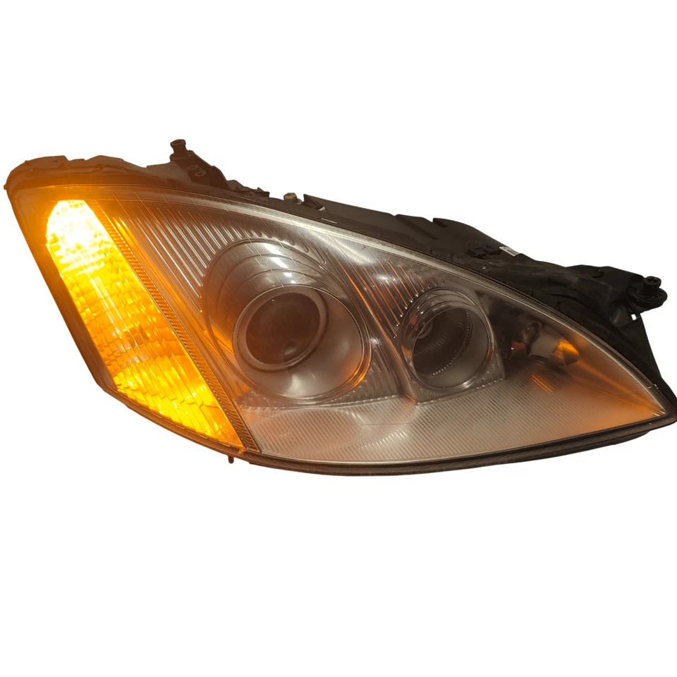 07-09 Mercedes W221 S550 S63 AMG RH RIGHT PASSENGER Side Headlight Bi-Xenon OEM - Image 4 of 4