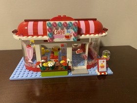 LEGO Friends 3061 City Park Cafe and 3934 Miami Puppy House 100% Complete