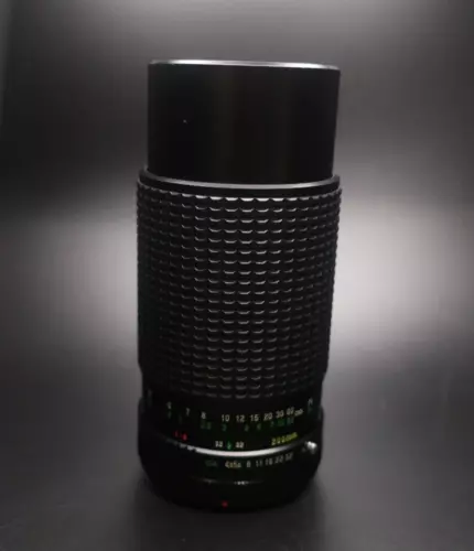 FOCAL 80-200MM F4.5 MACRO 1:4 MC ZOOM LENS FOR CANON FD MOUNT