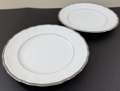 Harmony House Silver Sonata Set of Two - 6 1/2'' Dessert Salad Plates