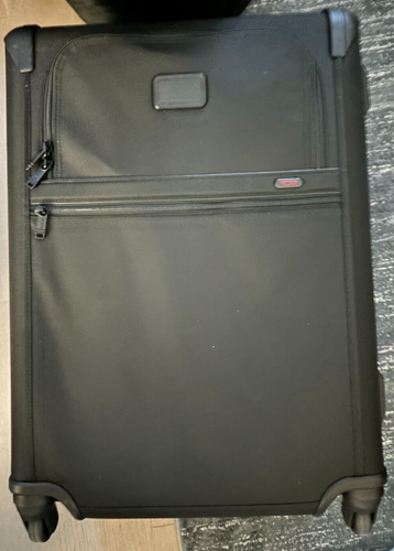 Tumi Alpha Short Trip Expandable 4 Wheeled Luggage Packing Case $1200 MSRP