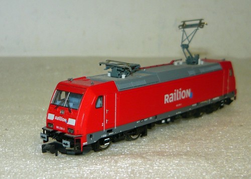 Arnold HN2105, Ellok BR 185 238-3 der DB Railion, Ep. VI, Spur N, in OVP - Picture 2 of 7