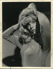 1964 Press Photo Actress Jennifer Billingsley - tua71988