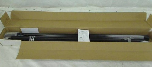Lund 90062 Genesis Snap Tonneau Cover Dodge Dakota 5' bed (List $299.97) - Picture 5 of 8