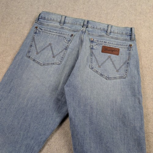Wrangler Retro Slim Straight Jeans Mens 34x34 Light Wash Blue Denim Western