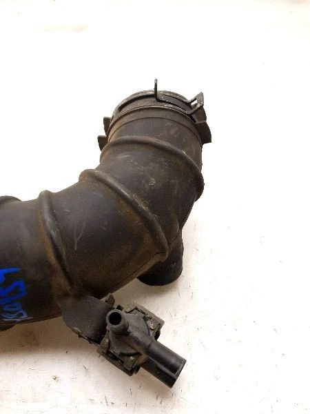 Toyota RAV4 2002 2,0 L 4 cilindros filtro de aire montaje resonador  Foto 4 de 4